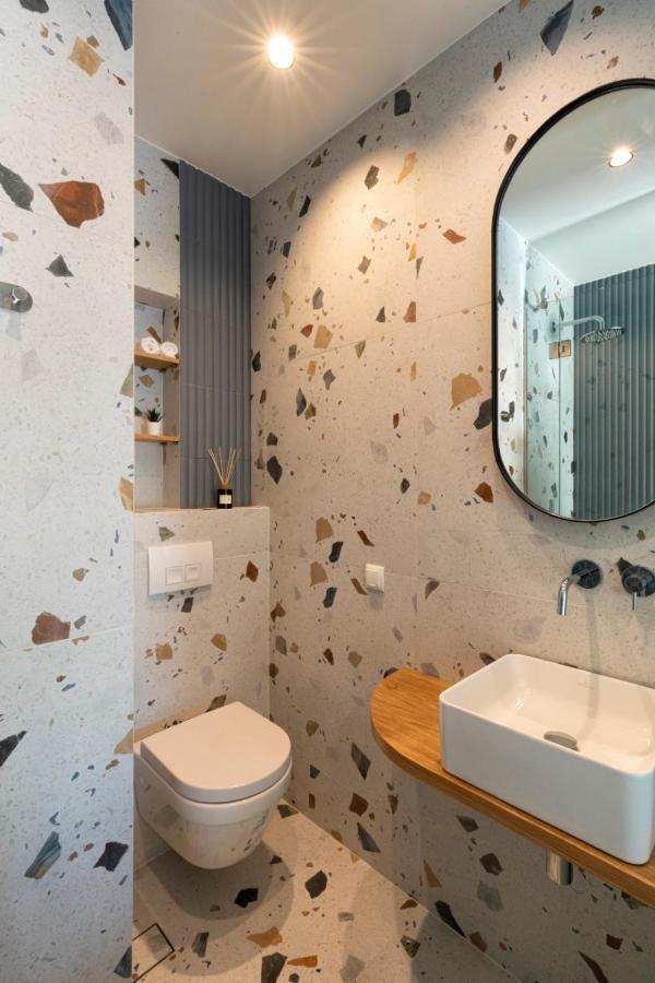 Modern 4Bd Apt Near Piraeus Port-Ath-15 Min Walk-Pirasmus Residencies Exterior foto